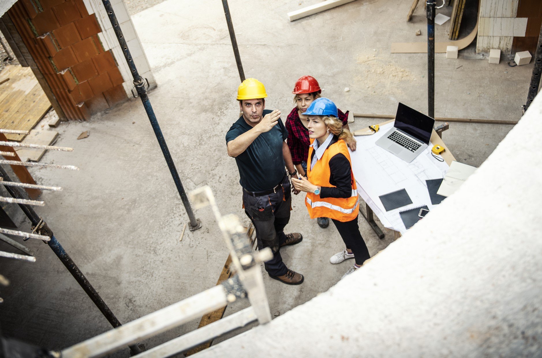 Bau_Construction_BG_iStock-1023623254