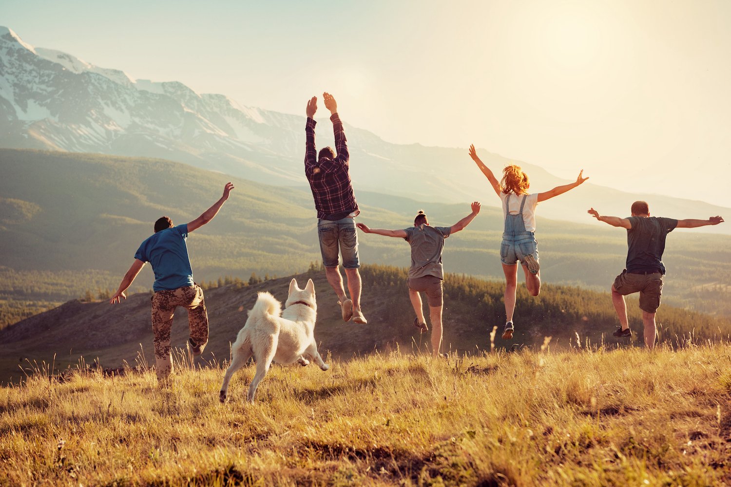 Happy People_iStock-1182671157