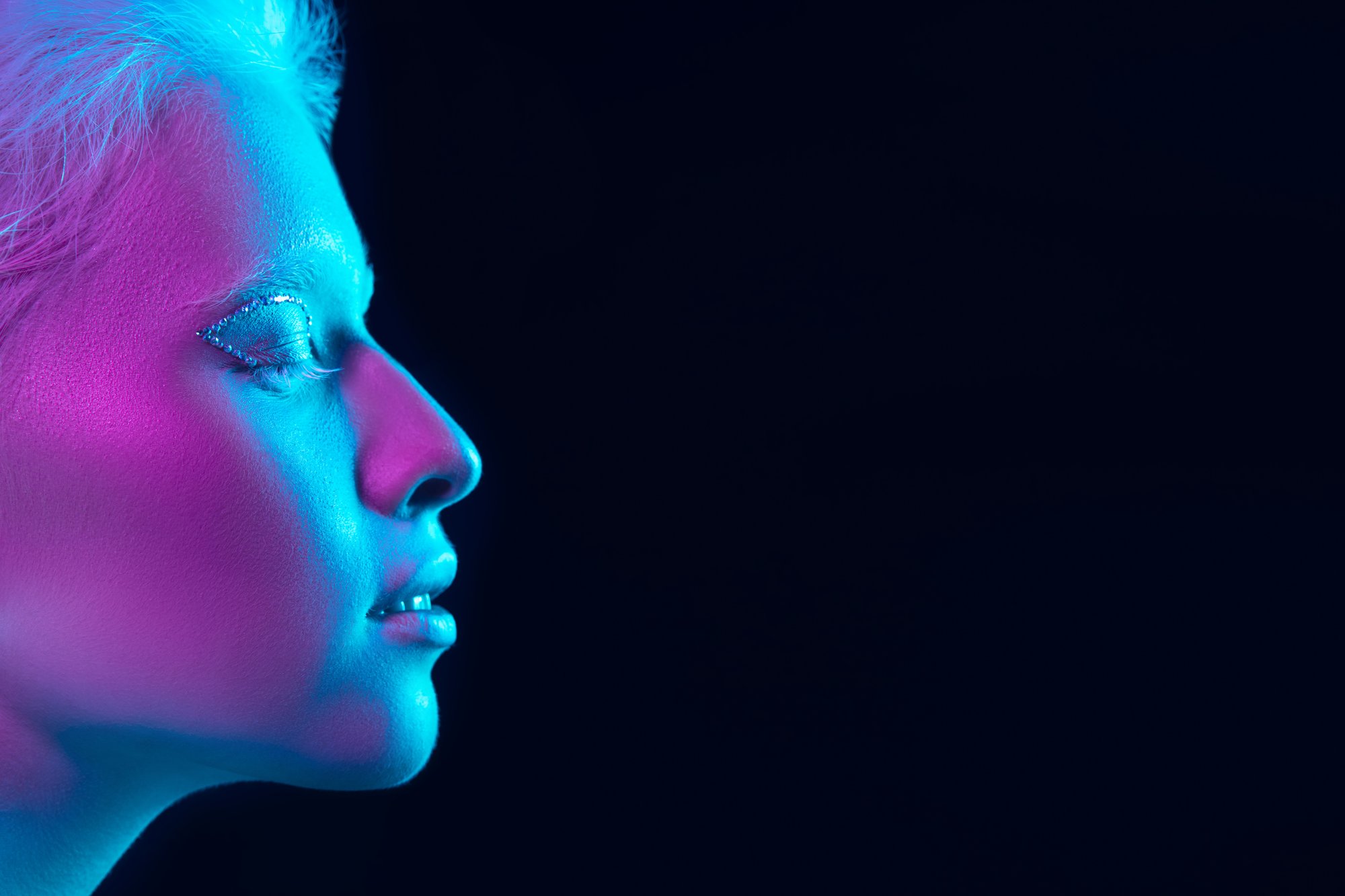 portrait-of-beautiful-albino-girl-isolated-on-dark-2024-10-18-05-32-33-utc