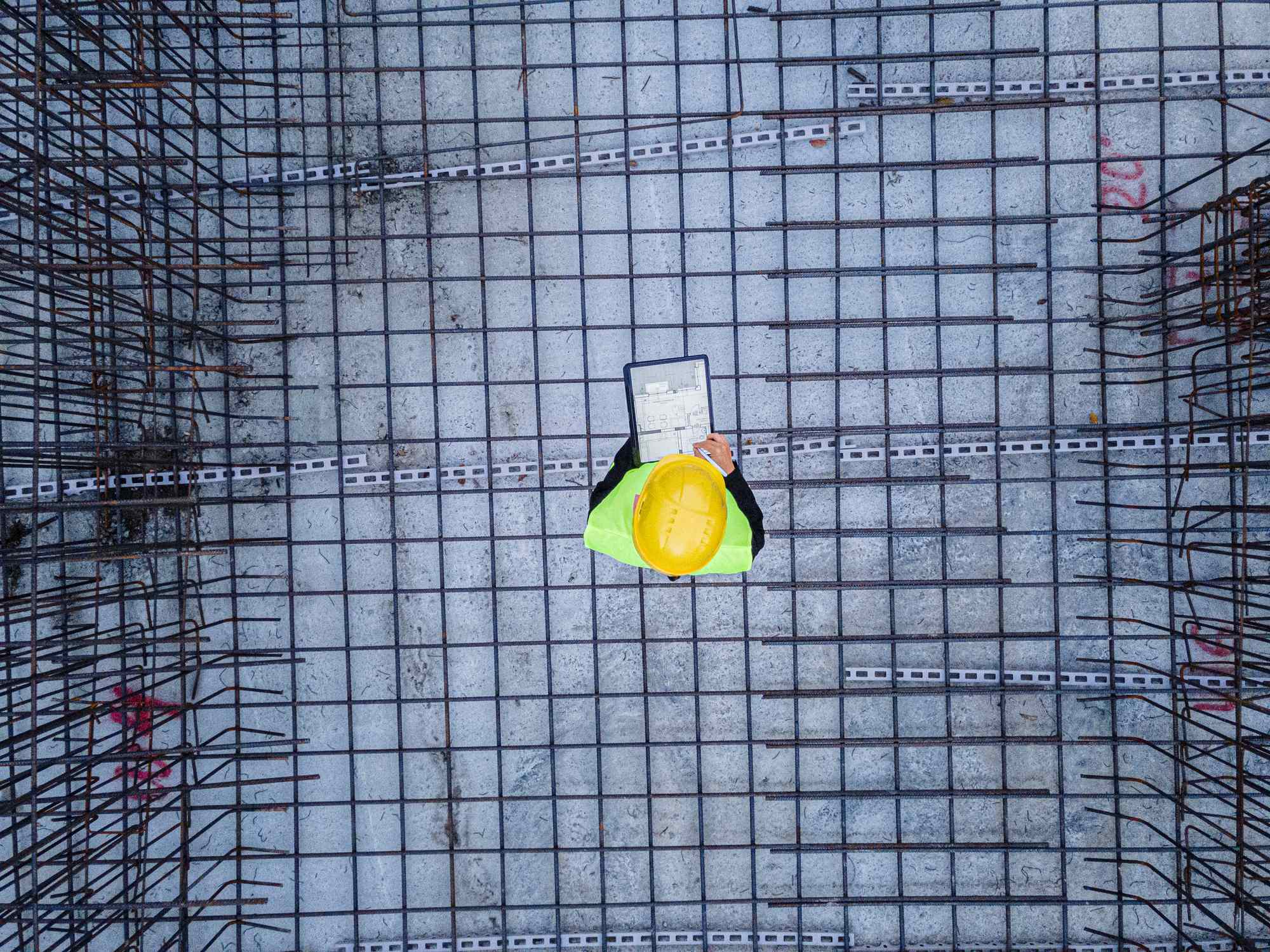 Bau_Construction_BG_iStock-1365253520