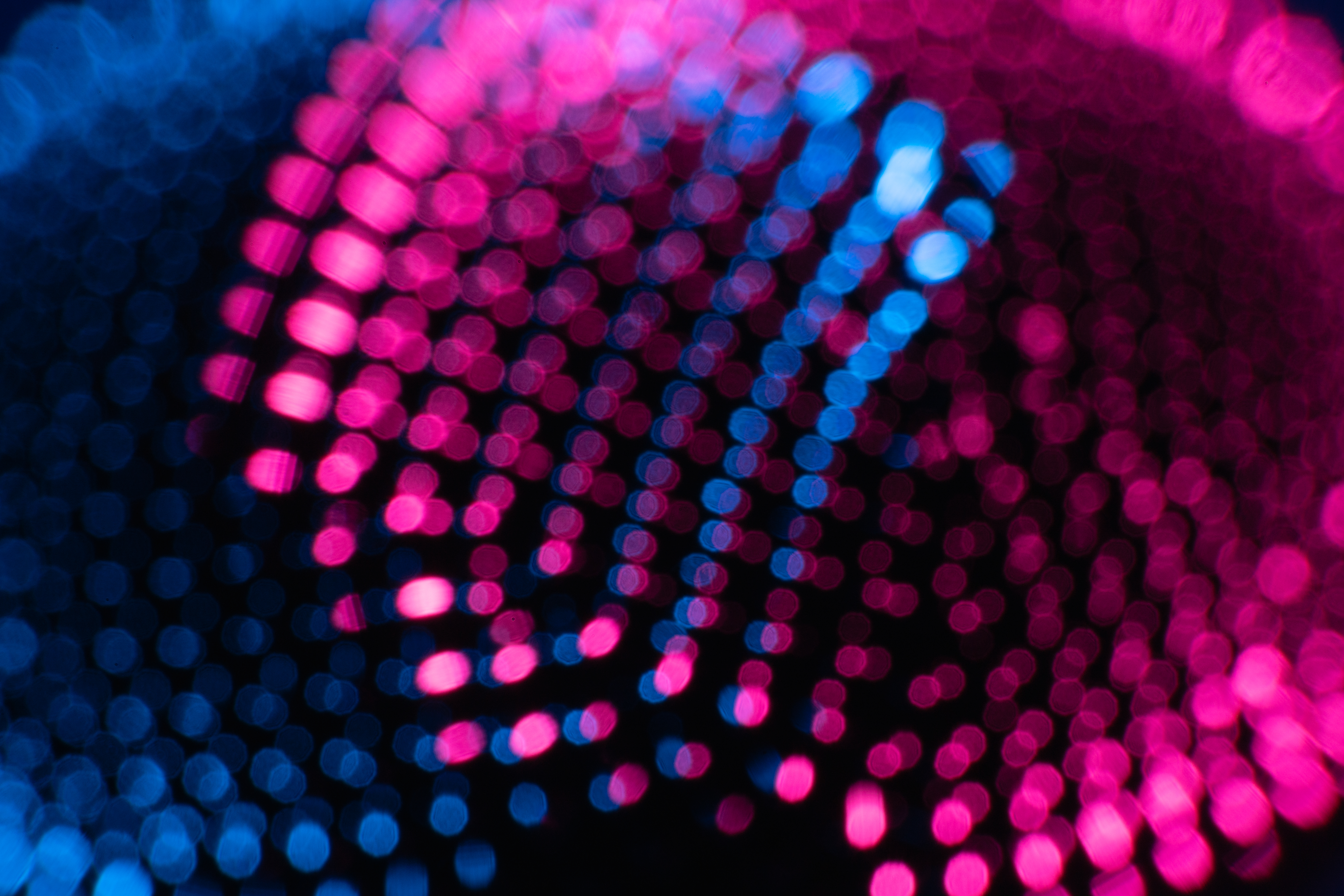 closeup-shiny-ferrofluid-spikes-2025-04-04-00-10-38-utc